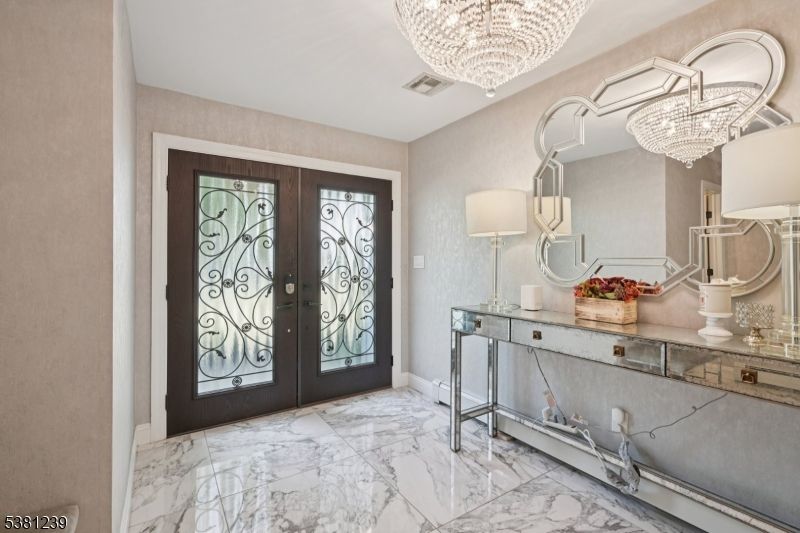 Chandelier, Interior, Marble