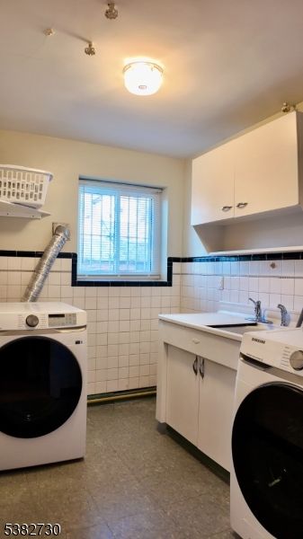 Interior, Kitchen, Washer