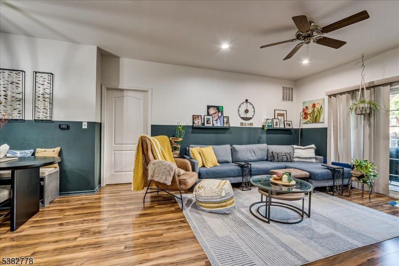 Interior, Living room, Recessed Lighting, Wood Texture Flooring
