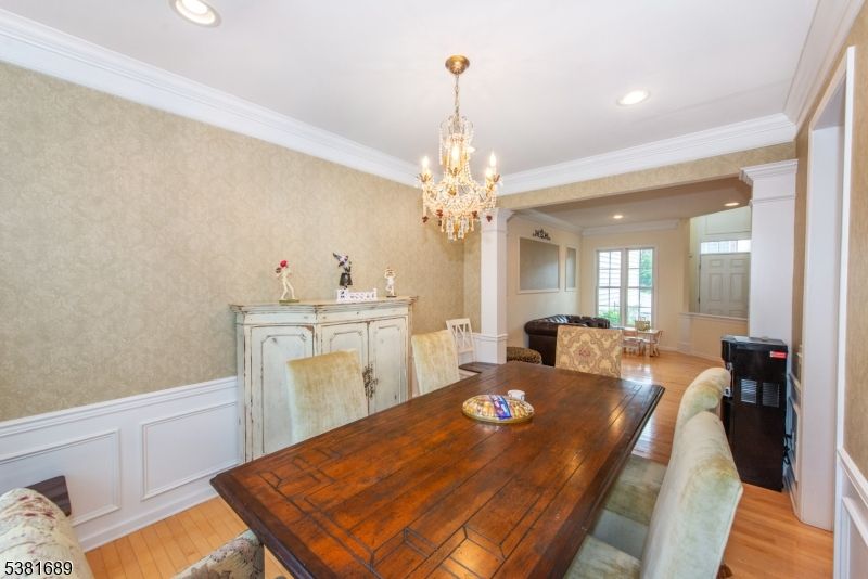 Chandelier, Dining room, Interior, Recessed Lighting, Wood Texture Flooring