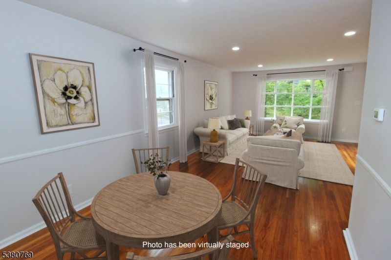 Dining room, Interior, Living room, Recessed Lighting, Wood Texture Flooring