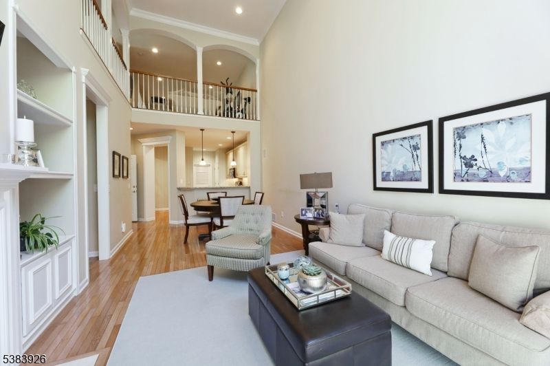Dining room, Interior, Living room, Pendant Lights, Recessed Lighting, Wood Texture Flooring