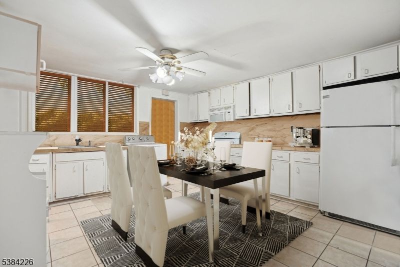 Dining room, Interior, Kitchen