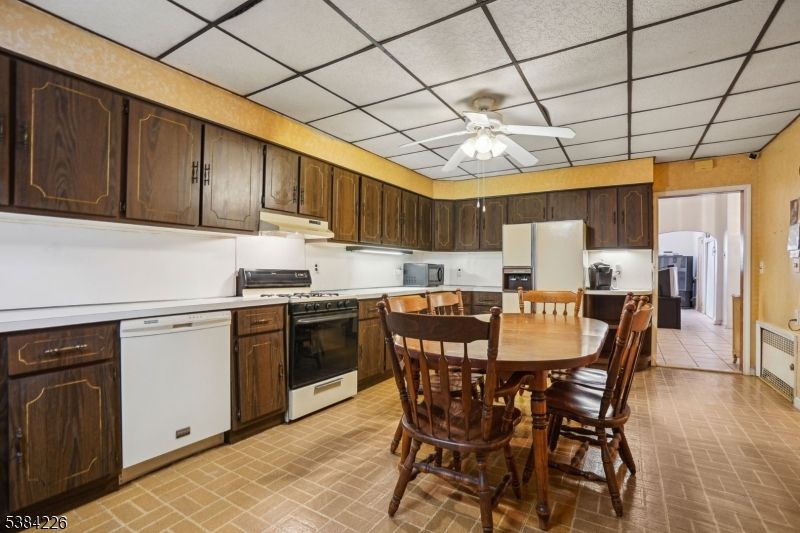 Dining room, Interior, Kitchen