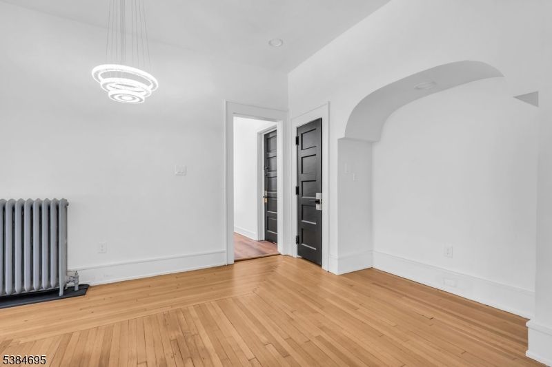 Empty room, Interior, Pendant Lights, Wood Texture Flooring