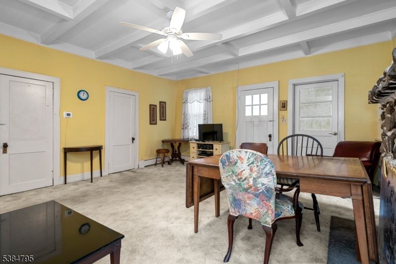 Dining room, Interior