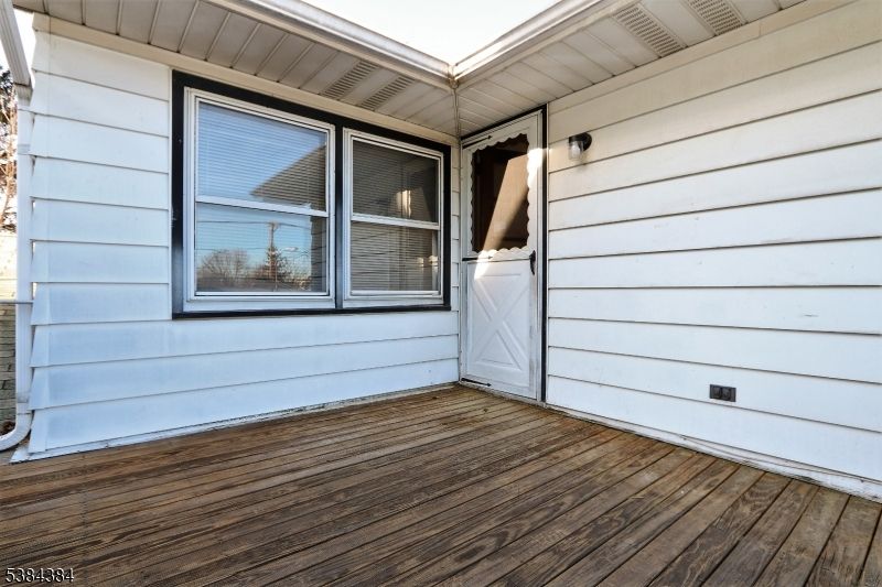 Exterior, Wood Texture Flooring