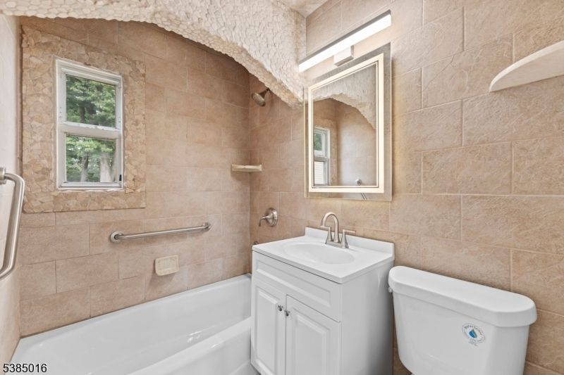 Bathroom, Interior, Stone Walls