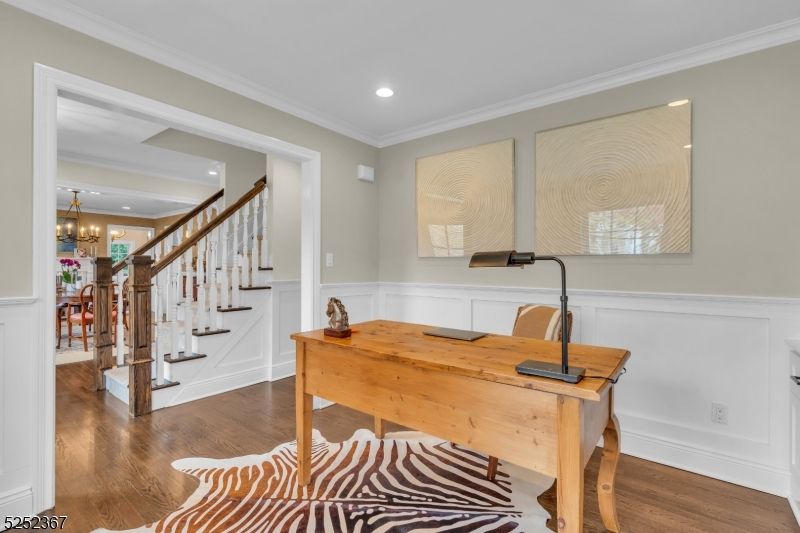 Chandelier, Home Office, Interior, Recessed Lighting, Wood Texture Flooring