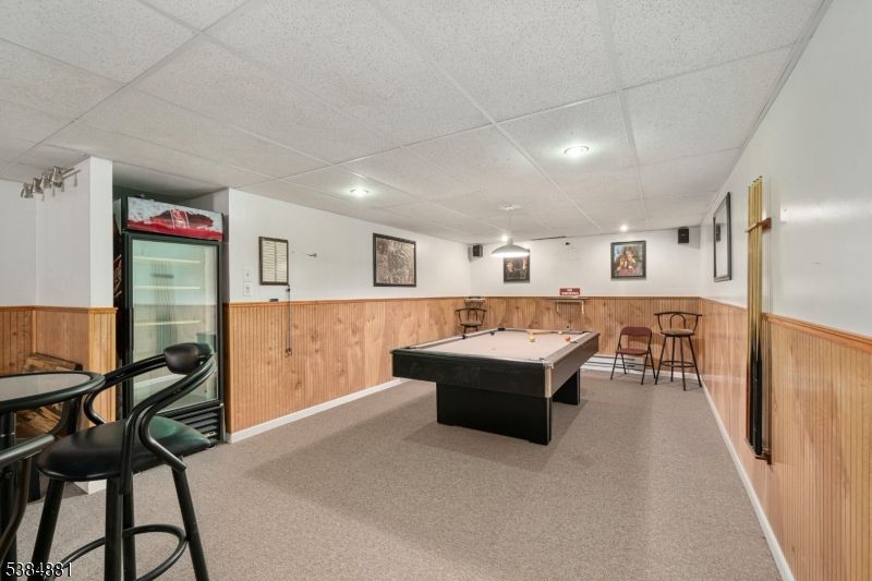 Billiard Table, Game Room, Interior, Recessed Lighting