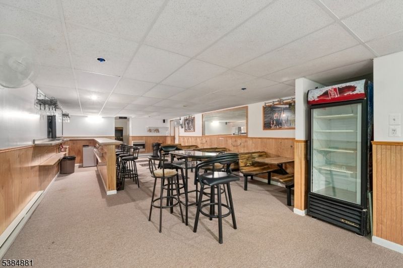 Dining room, Interior, Recessed Lighting