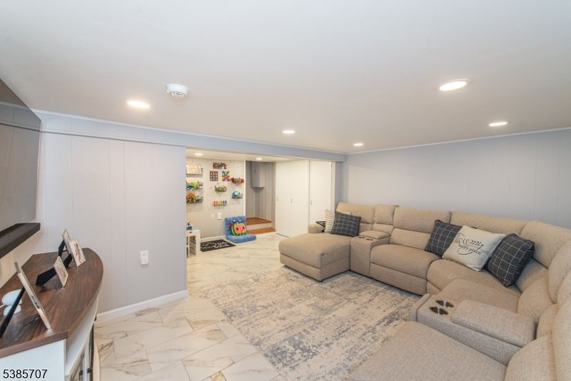 Interior, Living room, Marble, Recessed Lighting