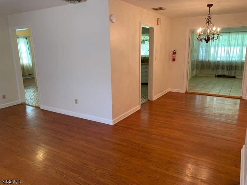 Chandelier, Empty room, Interior, Wood Texture Flooring