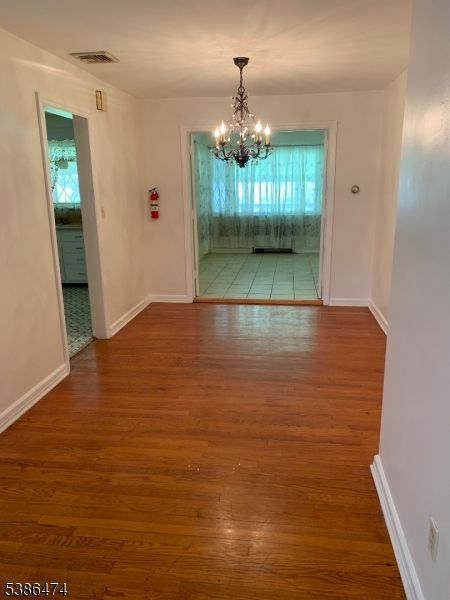 Chandelier, Empty room, Interior, Wood Texture Flooring