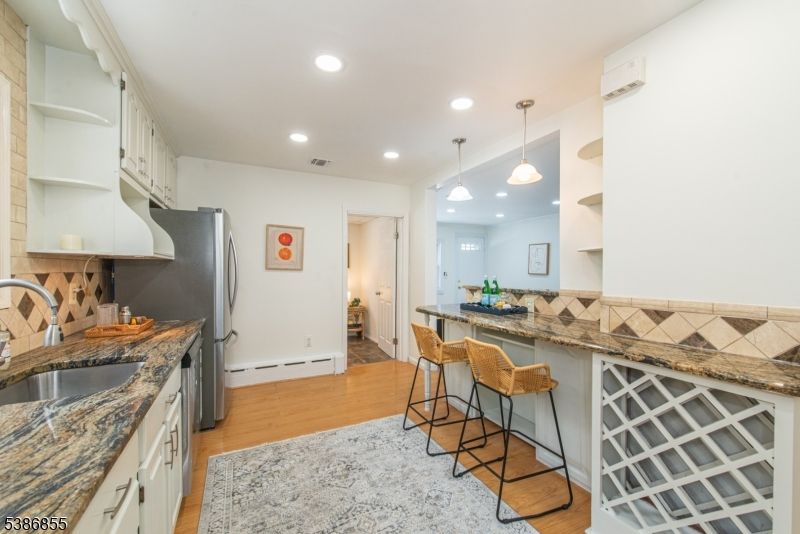 Interior, Kitchen, Pendant Lights, Recessed Lighting, Wood Texture Flooring