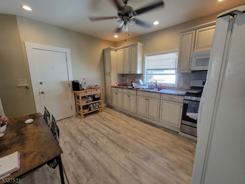 Interior, Kitchen, Recessed Lighting, Wood Texture Flooring