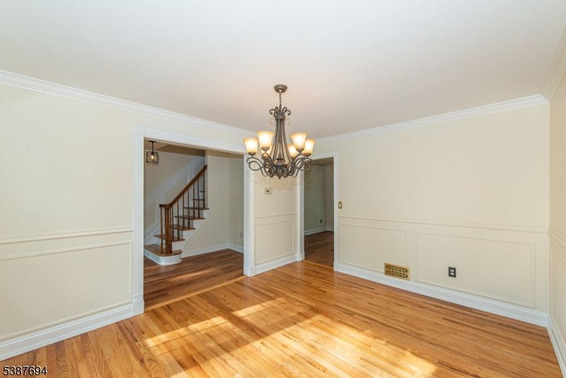 Chandelier, Empty room, Interior, Wood Texture Flooring