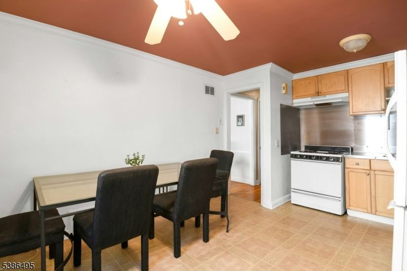 Dining room, Interior, Kitchen