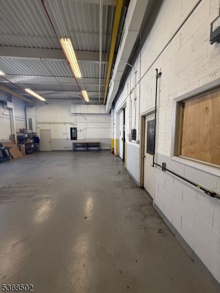 Garage, Interior, Stone Walls