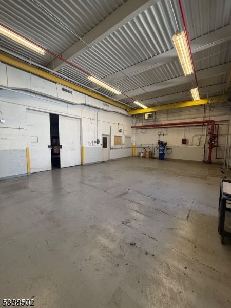 Garage, Interior