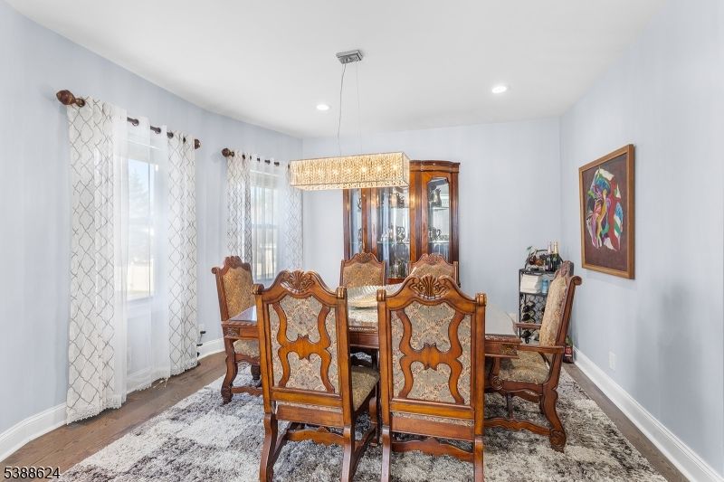 Chandelier, Dining room, Interior, Recessed Lighting, Wood Texture Flooring