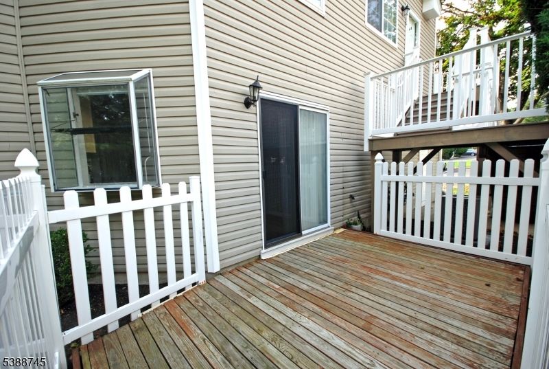 Exterior, Wood Texture Flooring
