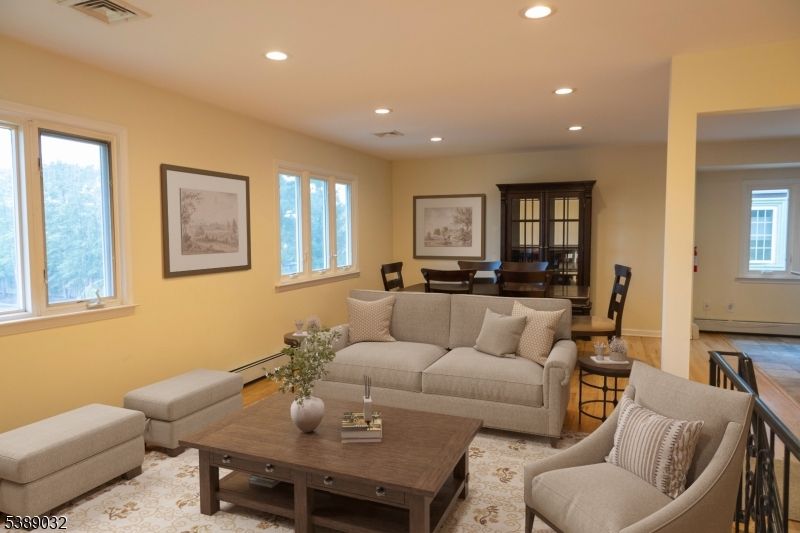 Dining room, Interior, Living room, Recessed Lighting