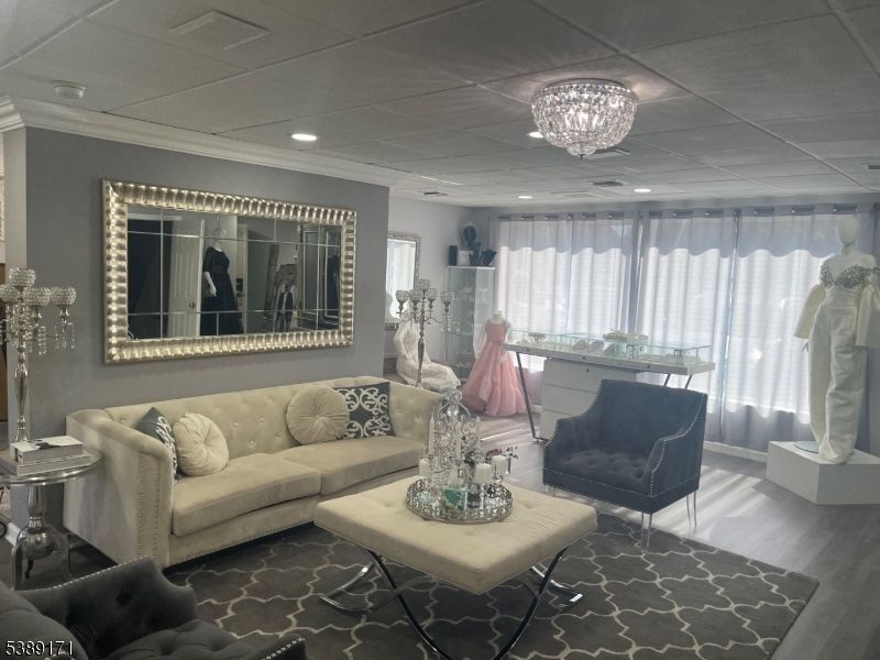 Chandelier, Interior, Living room, Recessed Lighting, Wood Texture Flooring