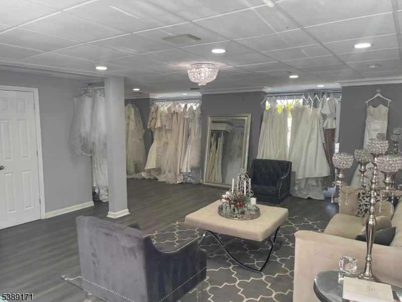 Chandelier, Interior, Living room, Recessed Lighting, Wood Texture Flooring