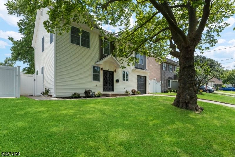 Attached, Backyard, Exterior, Facade, Farmhouse