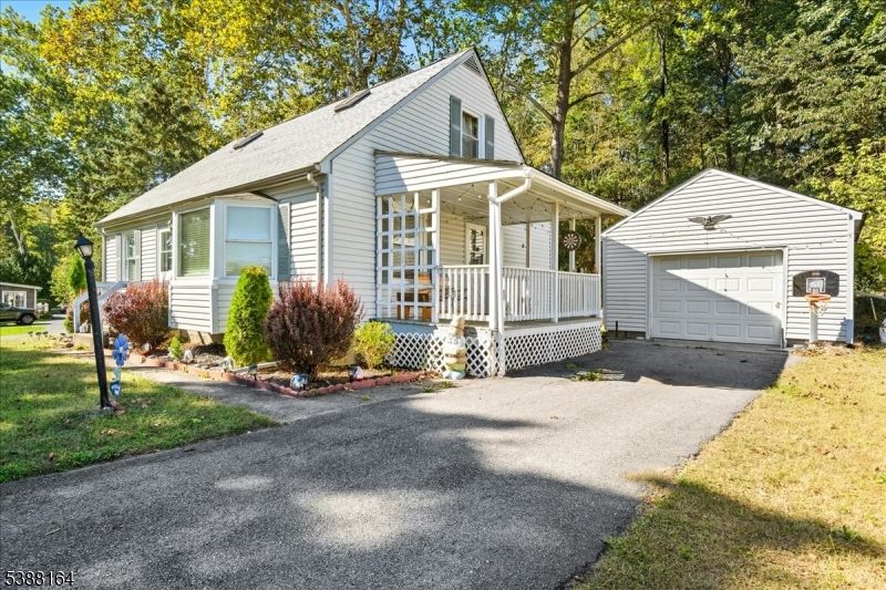Attached, Backyard, Exterior, Facade, Cape Cod