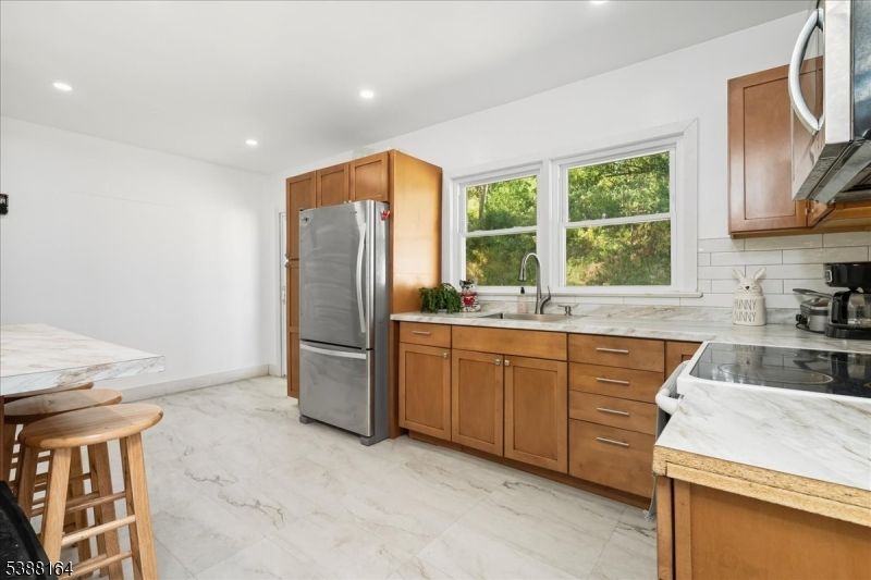 Interior, Kitchen, Marble, Recessed Lighting, Stainless Steel Appliances