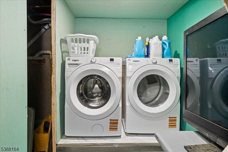 Interior, Utility Closets, Washer