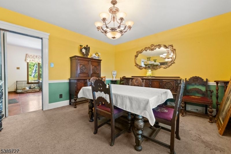 Chandelier, Dining room, Interior