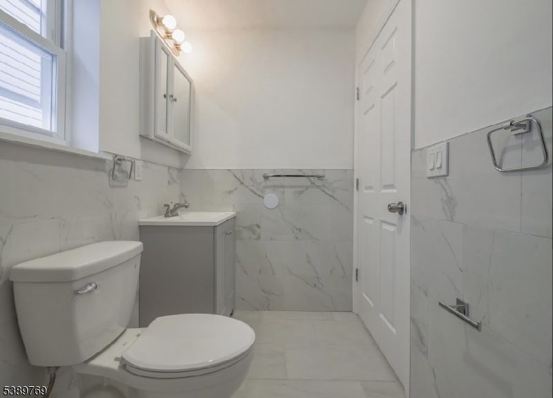 Bathroom, Interior, Marble, Marble Walls