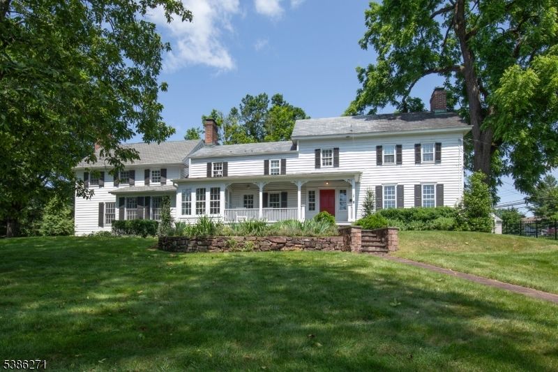 Backyard, Exterior, Facade, Georgian