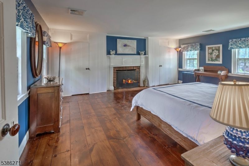 Bedroom, Fireplace, Interior, Wood Texture Flooring