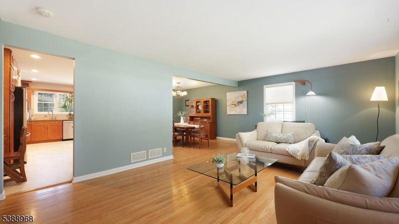 Chandelier, Dining room, Interior, Living room, Recessed Lighting, Wood Texture Flooring