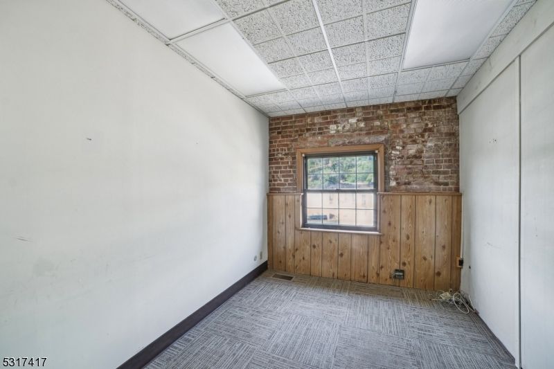 Empty room, Interior, Stone Walls, Wooden Walls