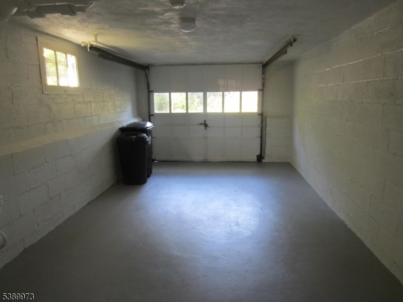Garage, Interior, Stone Walls