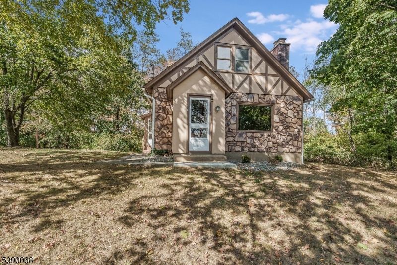 Backyard, Exterior, Facade, Tudor Revival