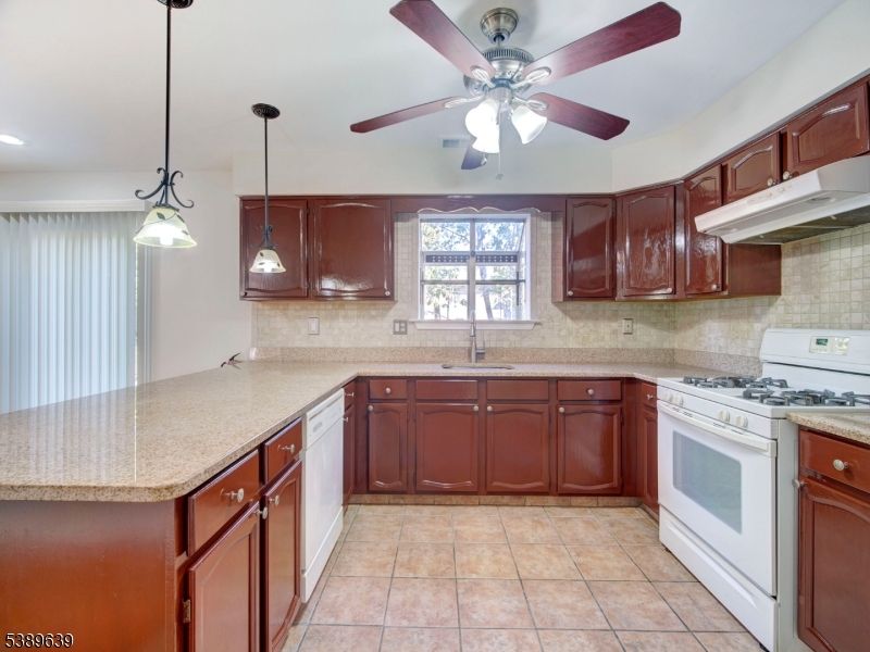 Interior, Kitchen, Pendant Lights, Recessed Lighting