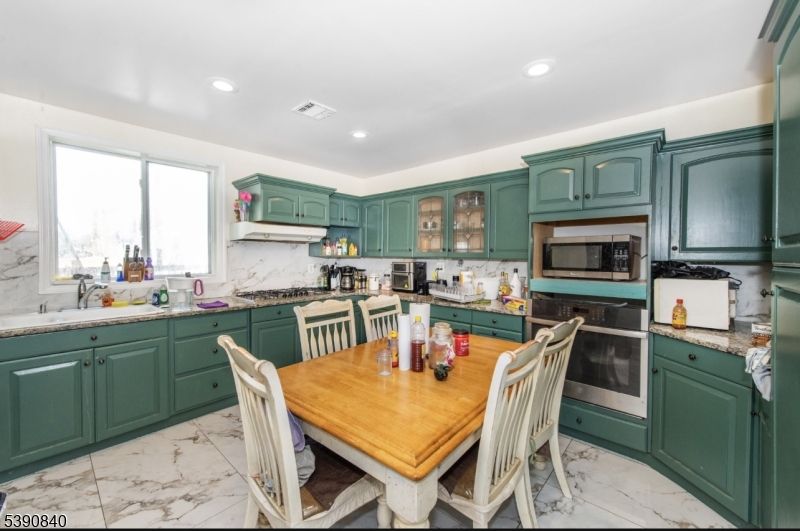 Dining room, Interior, Kitchen, Marble, Recessed Lighting