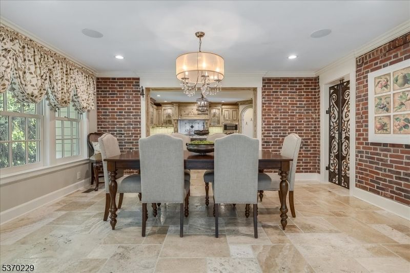 Chandelier, Dining room, Interior, Kitchen, Recessed Lighting, Stone Walls