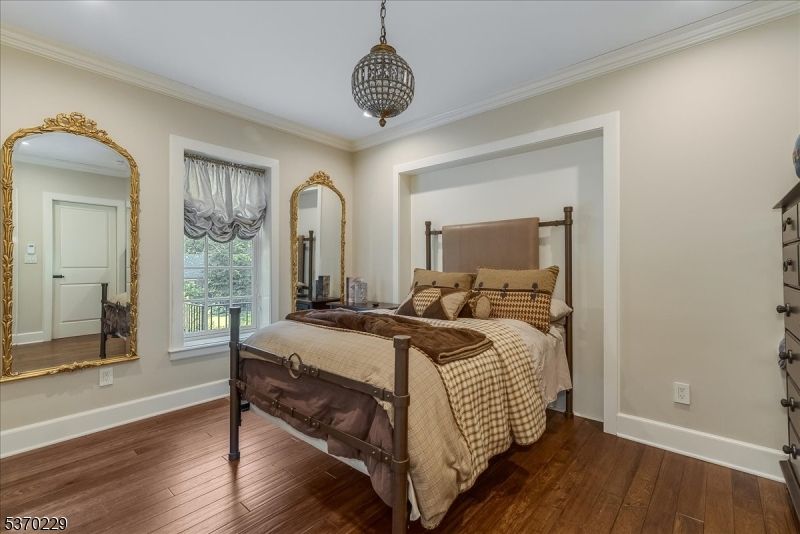 Bedroom, Interior, Pendant Lights, Wood Texture Flooring