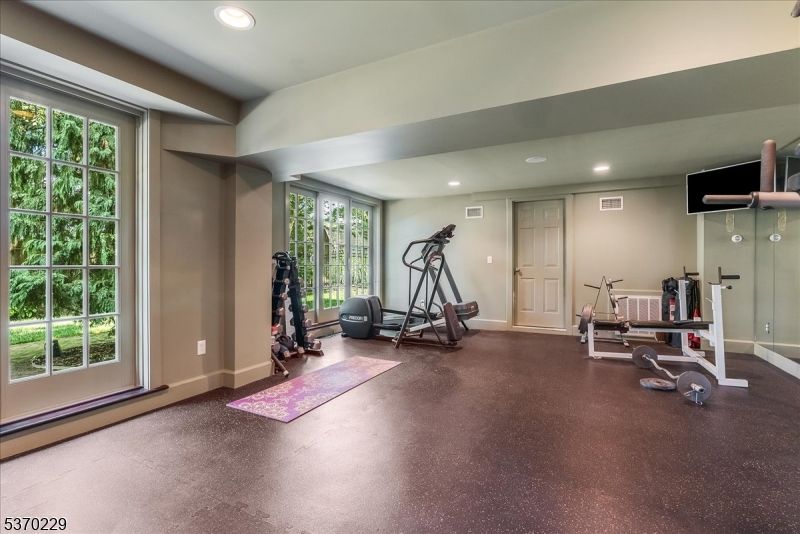 Fitness Equipment, Interior, Recessed Lighting
