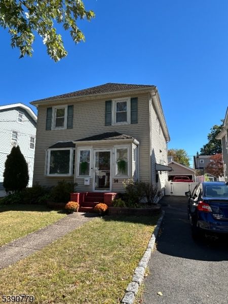 Exterior, Facade, Georgian