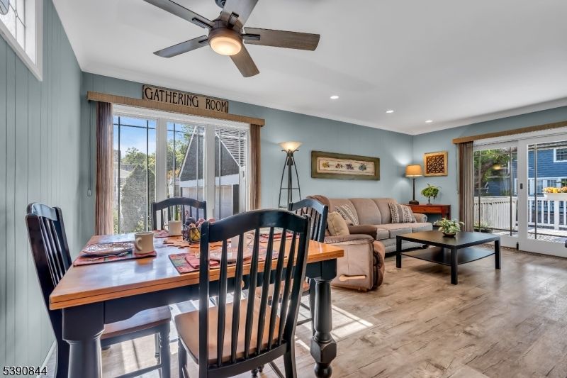Dining room, Interior, Living room, Recessed Lighting, Wood Texture Flooring