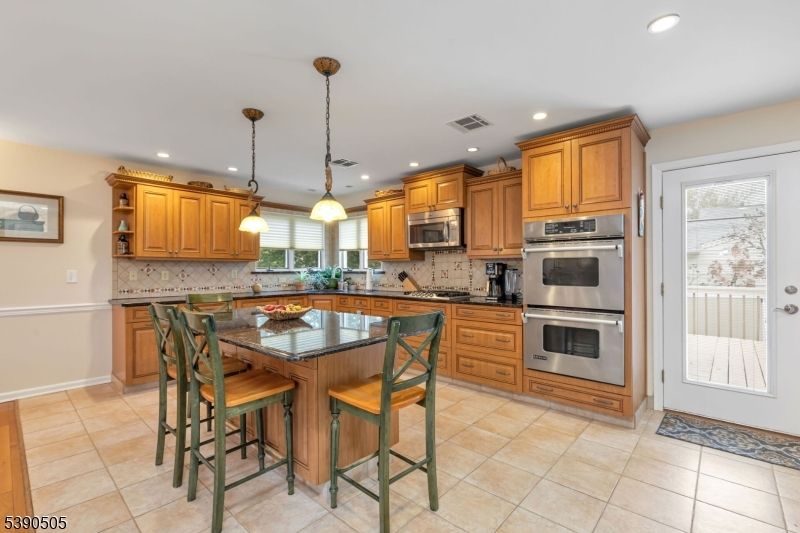 Interior, Kitchen, Pendant Lights, Recessed Lighting, Stainless Steel Appliances