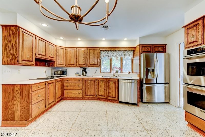 Interior, Kitchen, Pendant Lights, Recessed Lighting, Stainless Steel Appliances